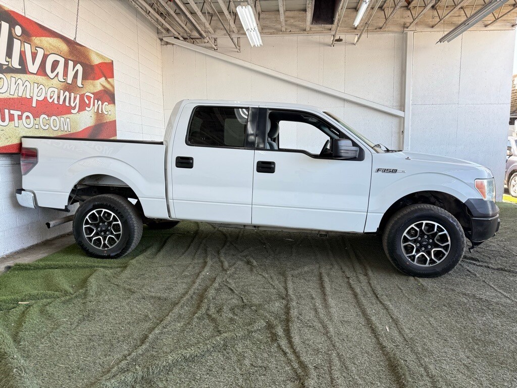 Vehicle image 8 of 46