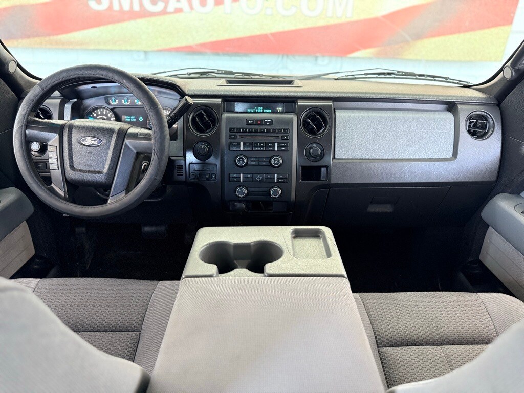 Vehicle image 43 of 46