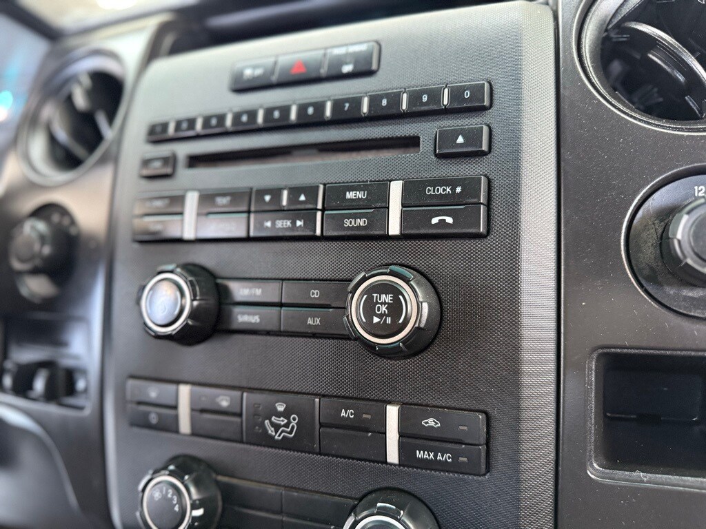 Vehicle image 31 of 46