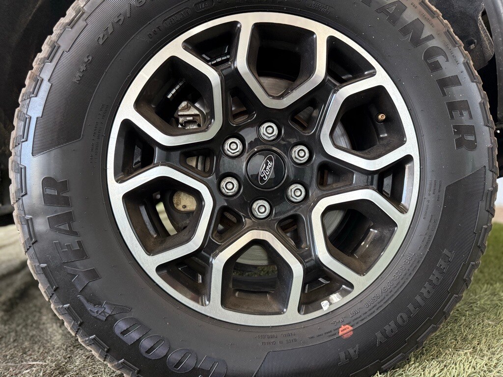 Vehicle image 19 of 46