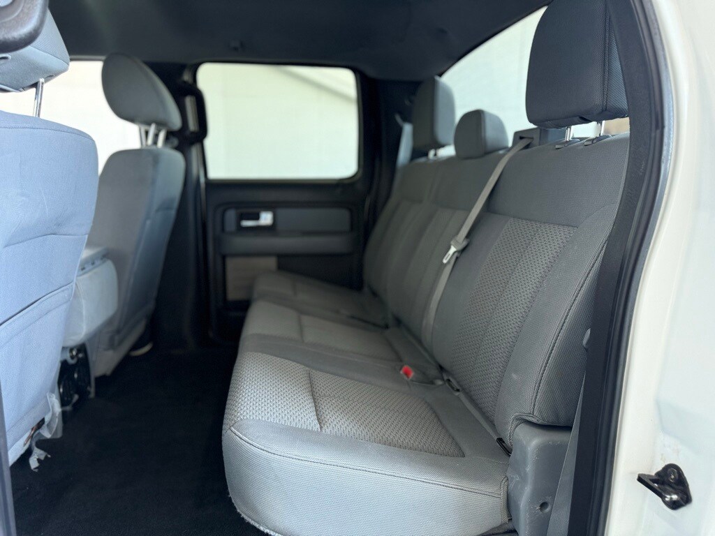 Vehicle image 39 of 46