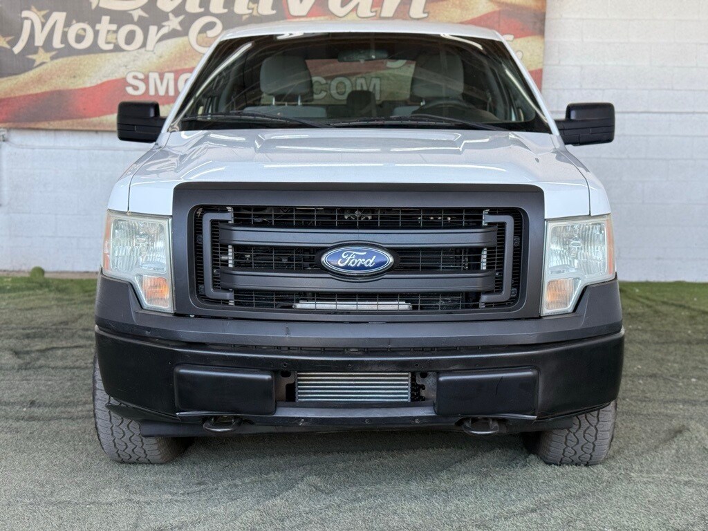 Vehicle image 4 of 46