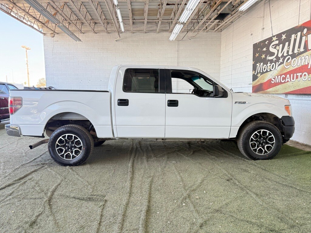 Vehicle image 7 of 46