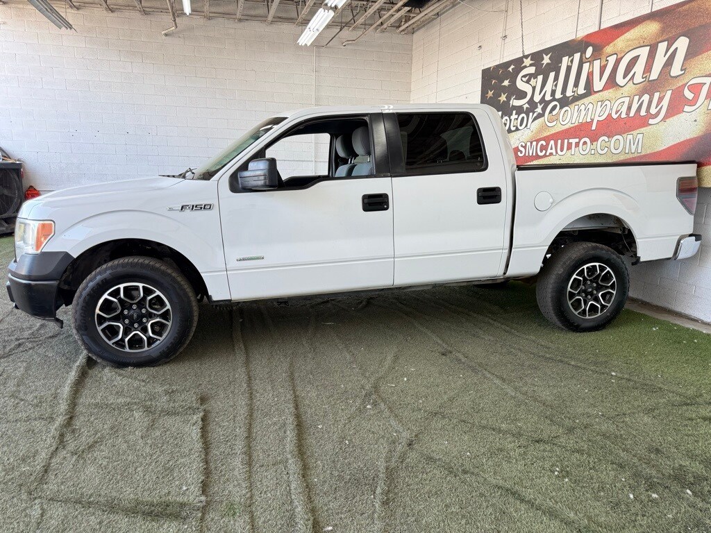 Vehicle image 3 of 46