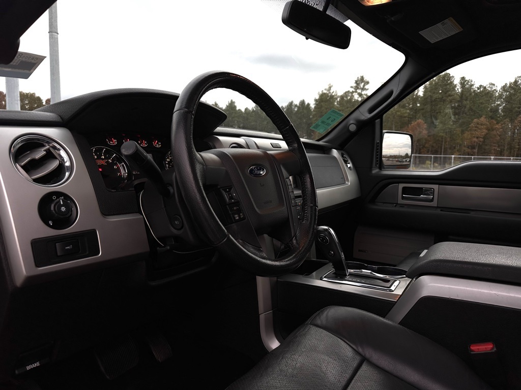 2013 Ford F-150 FX4 Image 14 of 24