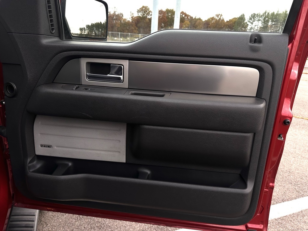 2013 Ford F-150 FX4 Image 19 of 24