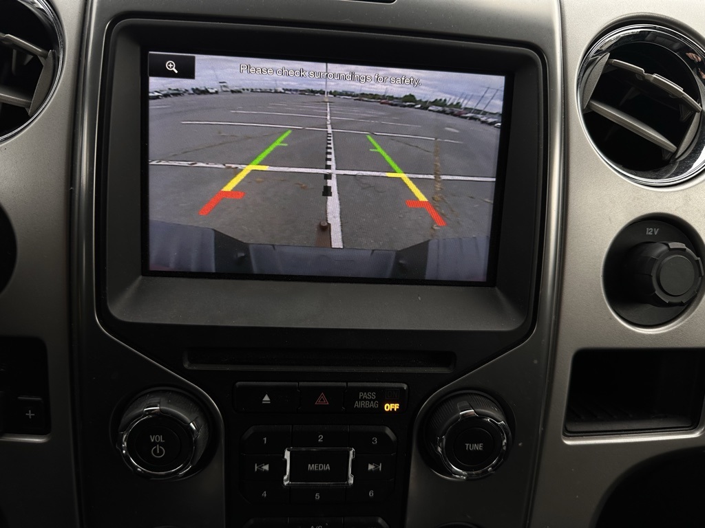 2013 Ford F-150 FX4 Image 16 of 24