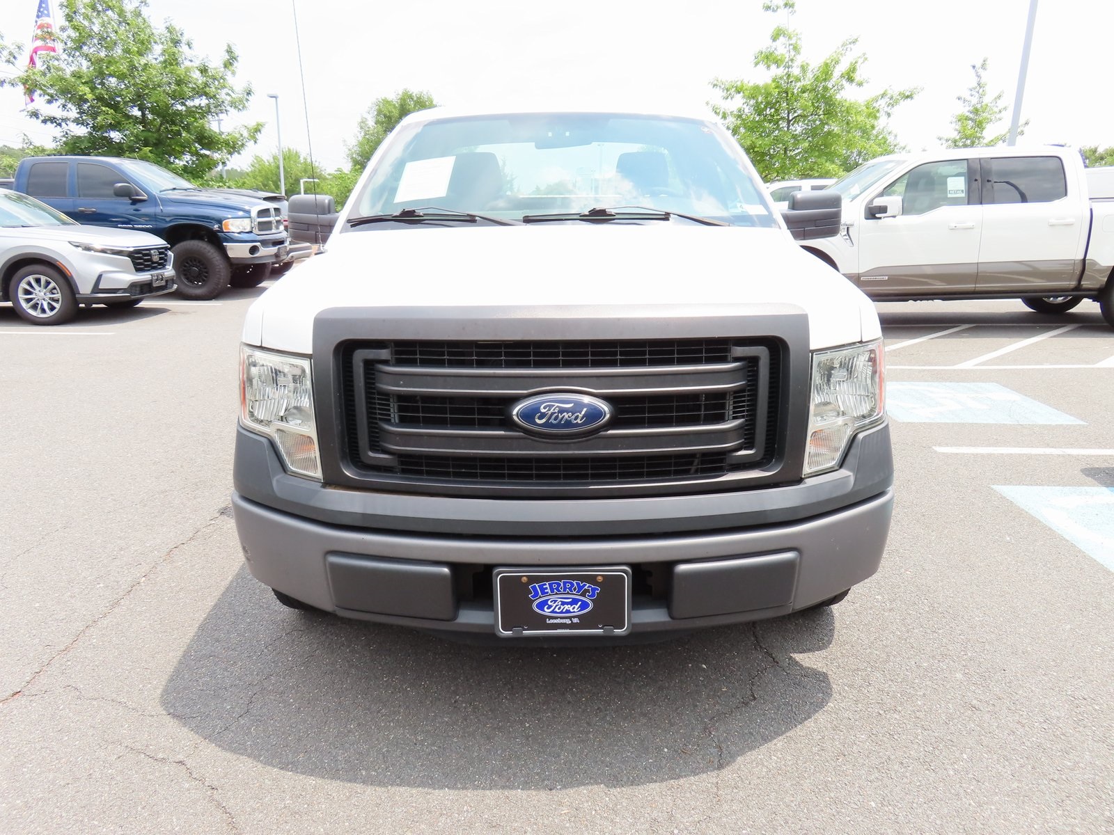 Vehicle image 8 of 18