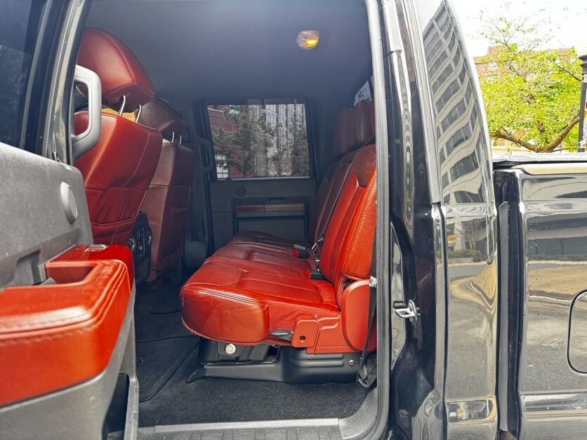 Vehicle image 20 of 40