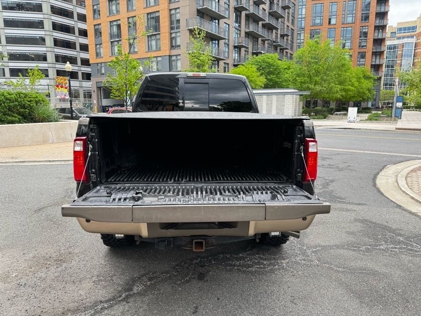 Vehicle image 11 of 40