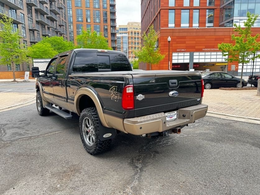 Vehicle image 6 of 40