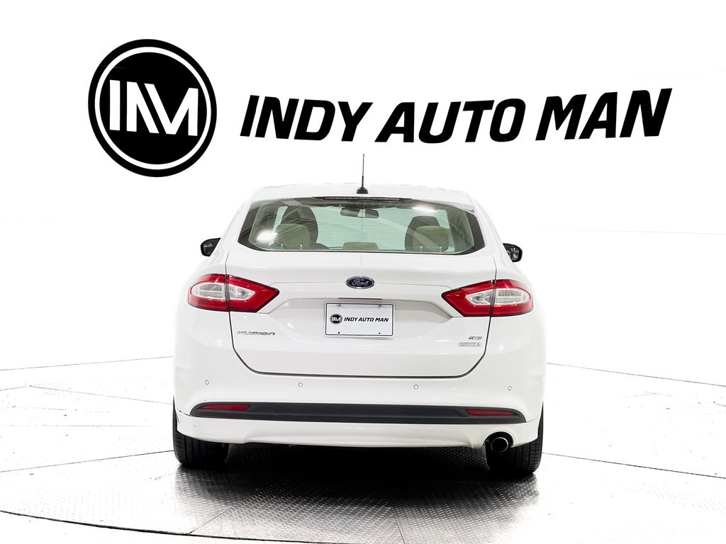 2013 Ford Fusion SE Image 7 of 37