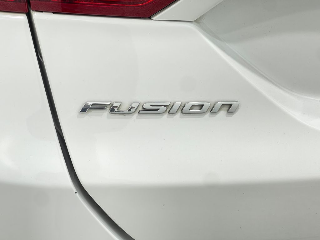 2013 Ford Fusion SE Image 35 of 37