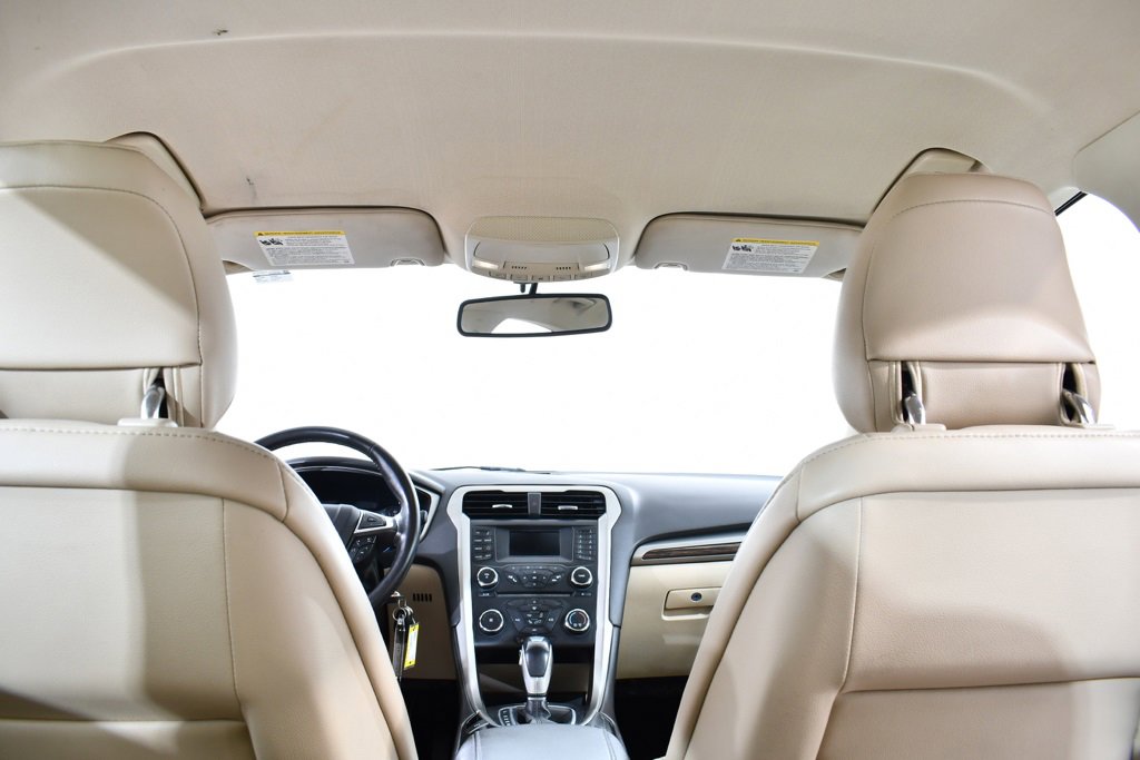 2013 Ford Fusion SE Image 19 of 36