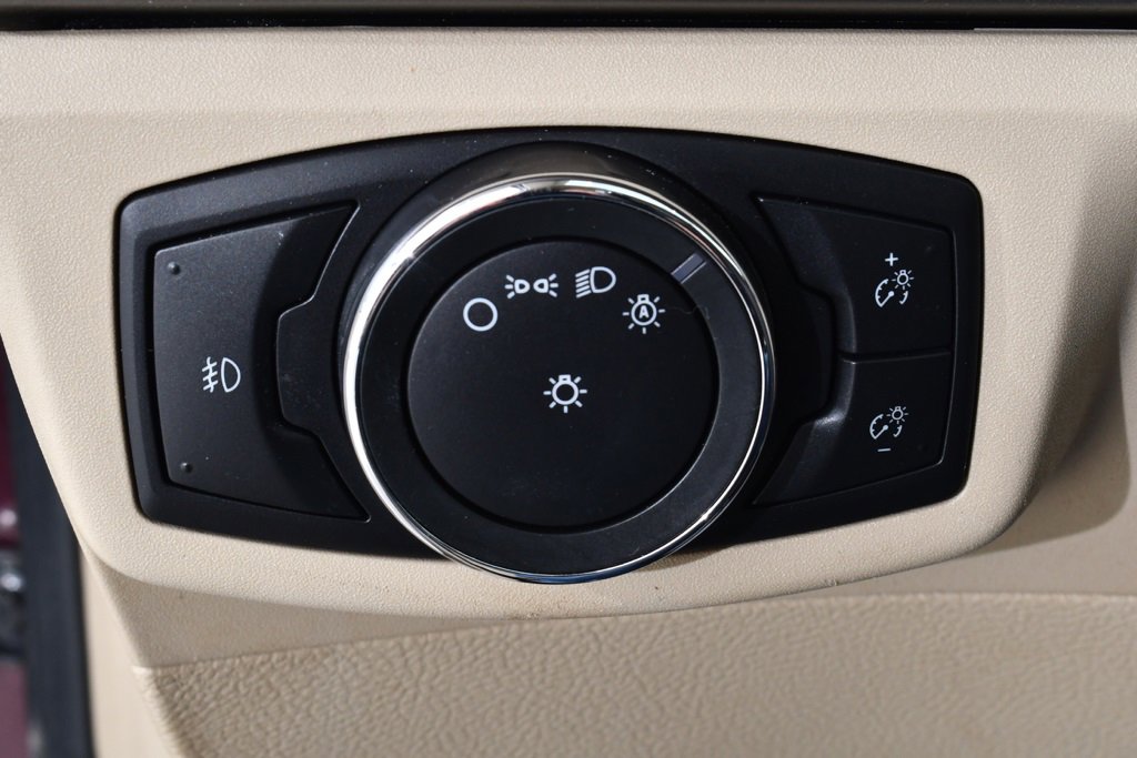 2013 Ford Fusion SE Image 27 of 36