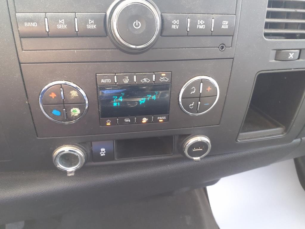 Vehicle image 11 of 15