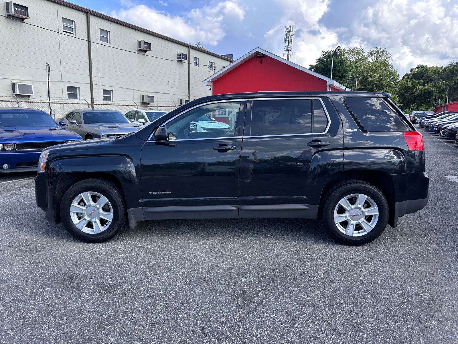 Vehicle image 7 of 21