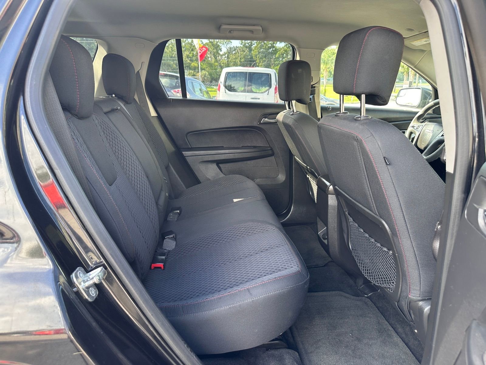 Vehicle image 11 of 21