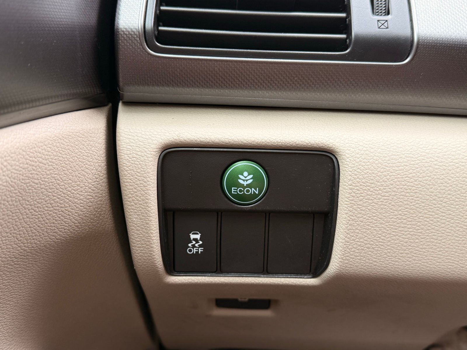 2013 Honda Accord LX Image 32 of 32