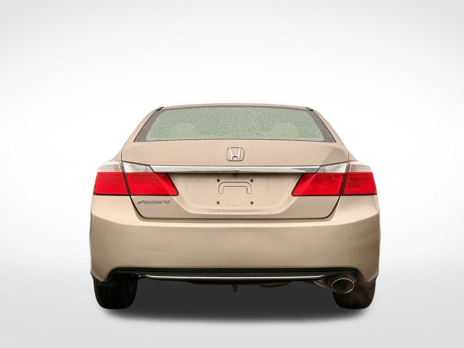 2013 Honda Accord LX Image 8 of 32