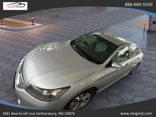 2013 Honda Accord LX Image 2 of 19