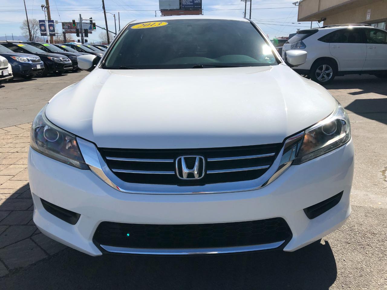 2013 Honda Accord LX Image 2 of 29
