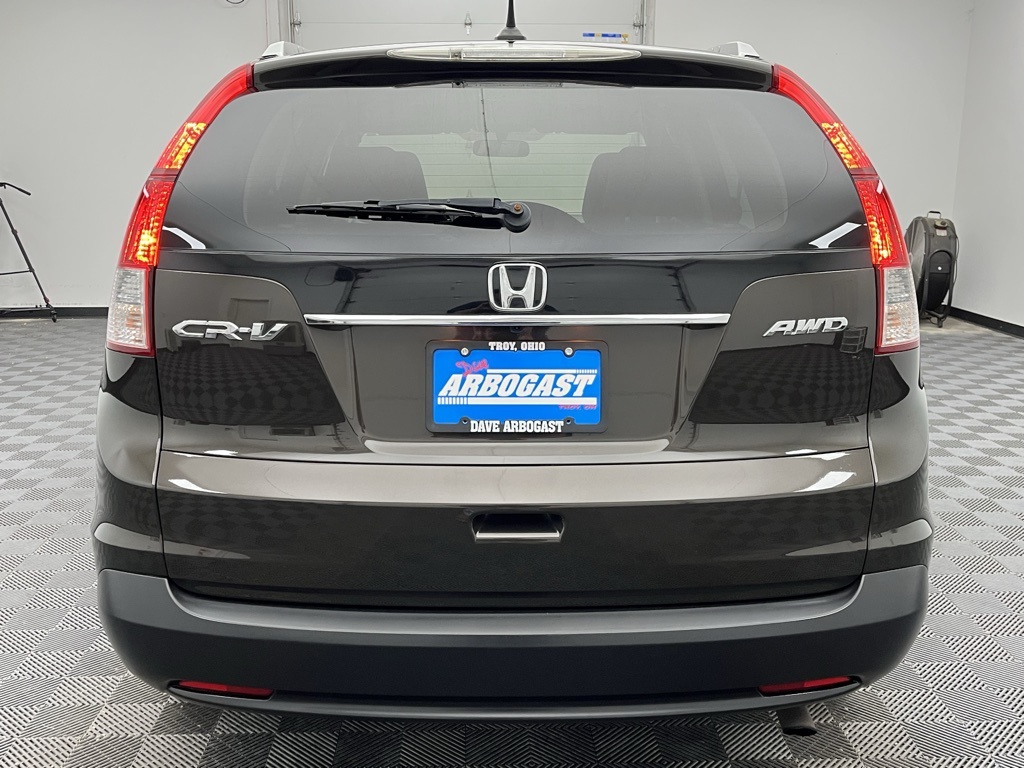 Vehicle image 10 of 34