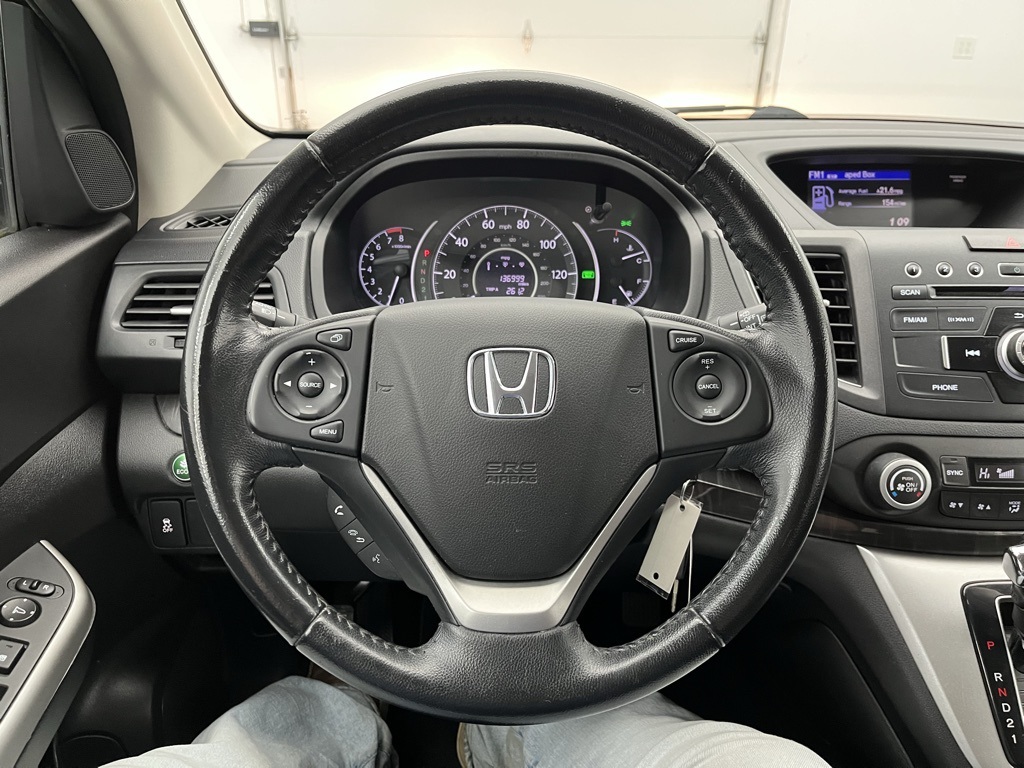 Vehicle image 22 of 34