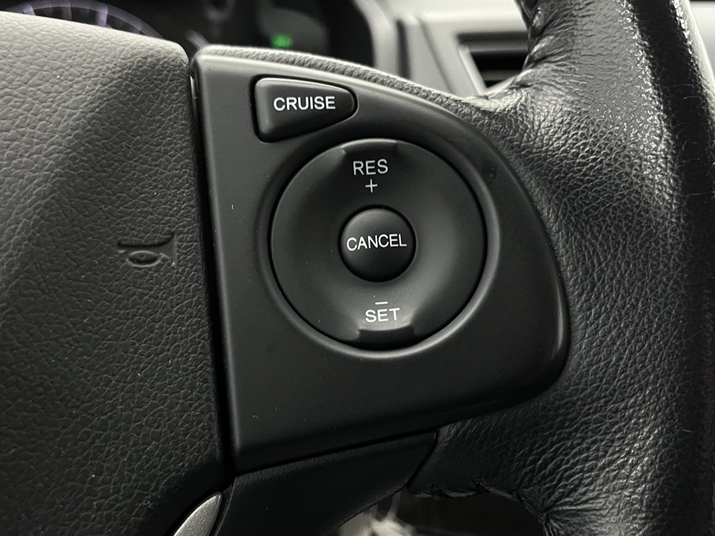 Vehicle image 32 of 34