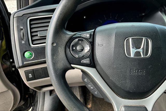 Vehicle image 11 of 17