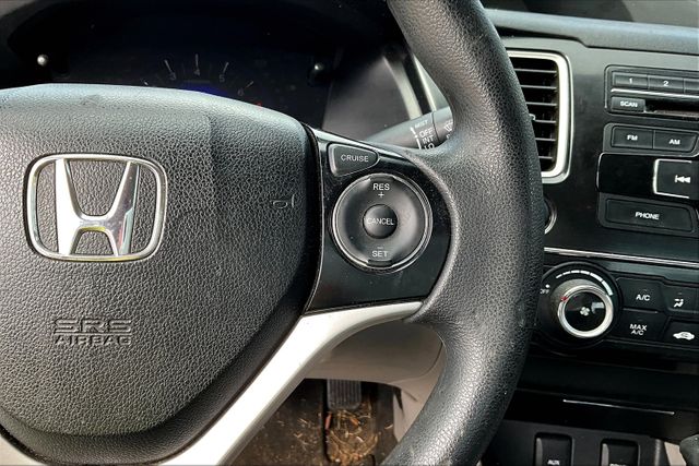Vehicle image 12 of 17