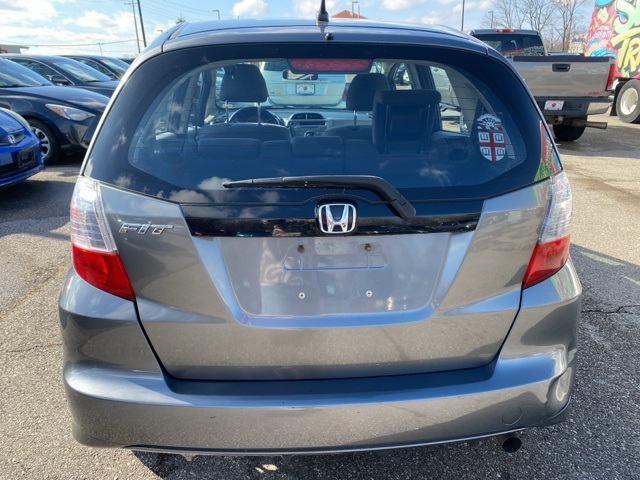 Vehicle image 4 of 31