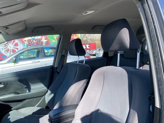 Vehicle image 11 of 31