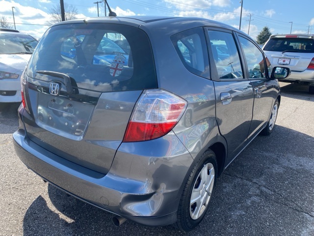Vehicle image 3 of 31
