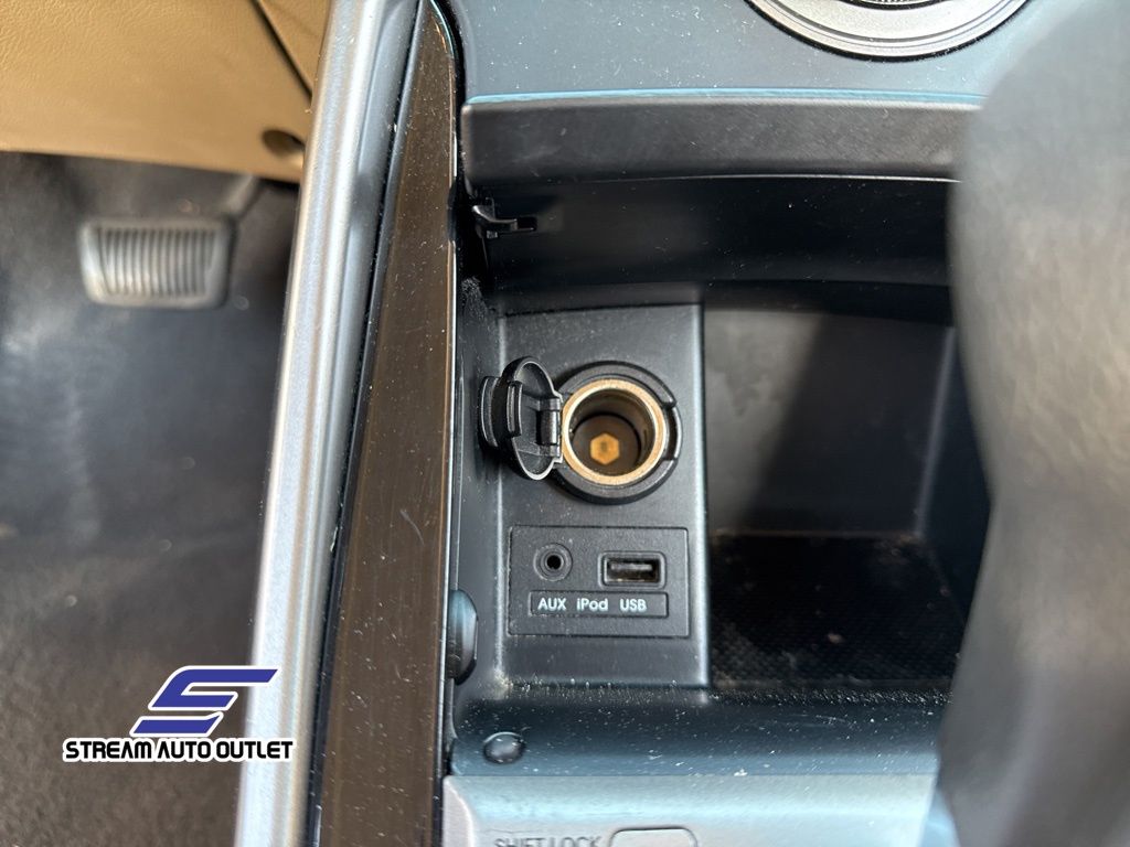 Vehicle image 36 of 39