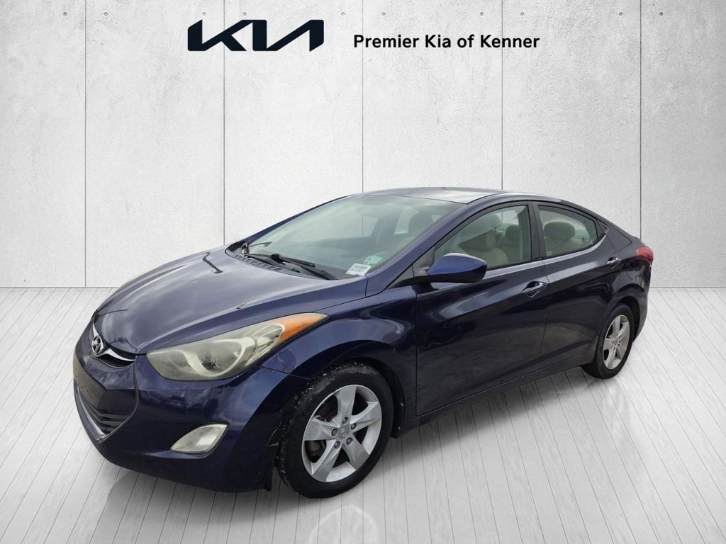 2013 Hyundai Elantra GLS Image 1 of 26
