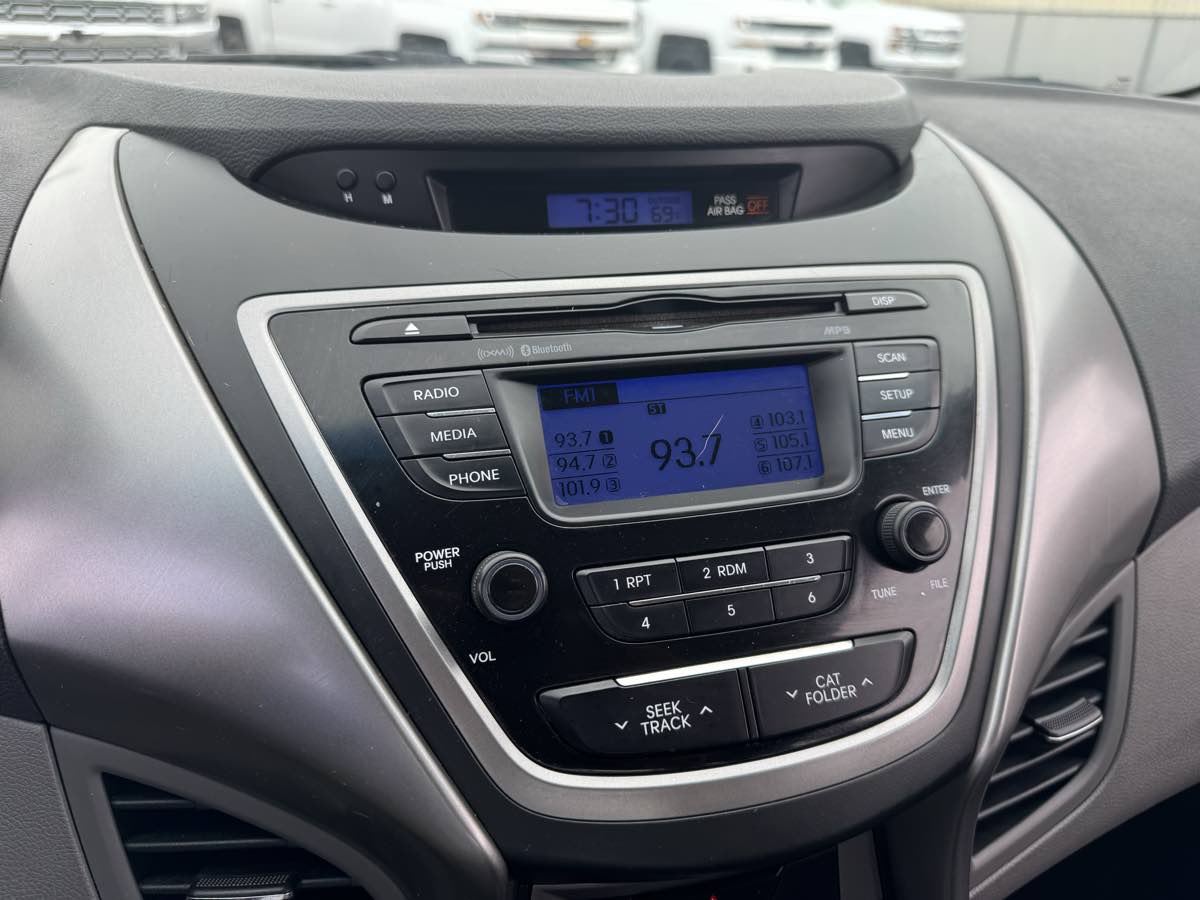 2013 Hyundai Elantra GLS Image 28 of 34