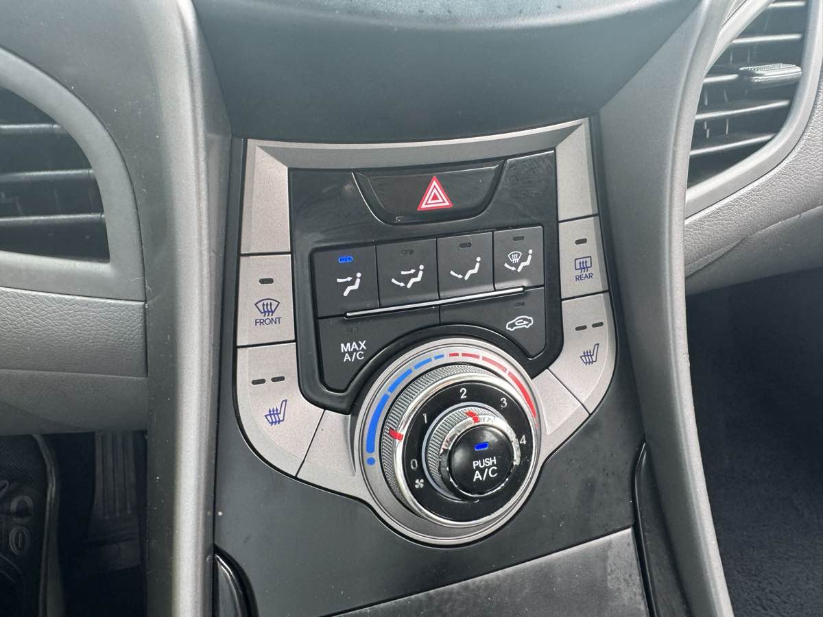 2013 Hyundai Elantra GLS Image 34 of 34