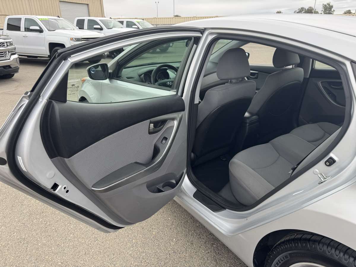 2013 Hyundai Elantra GLS Image 33 of 34