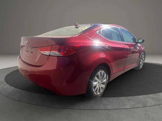2013 Hyundai Elantra GLS PZEV Image 6 of 32