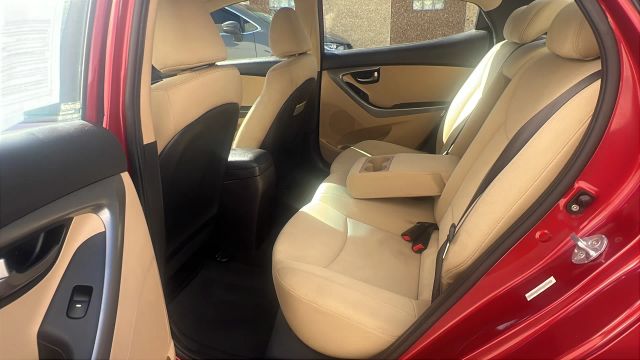 2013 Hyundai Elantra GLS PZEV Image 15 of 32