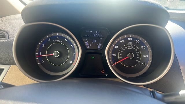 2013 Hyundai Elantra GLS PZEV Image 18 of 32