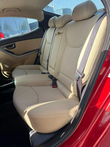 Vehicle image 6 of 12