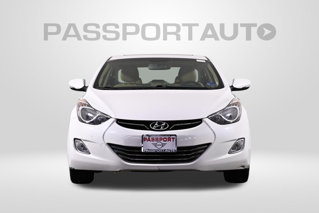 2013 Hyundai Elantra Limited Image 2 of 27