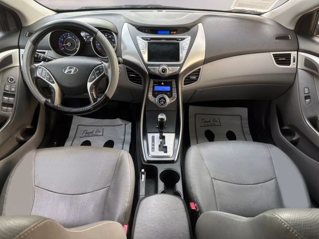 Vehicle image 16 of 24