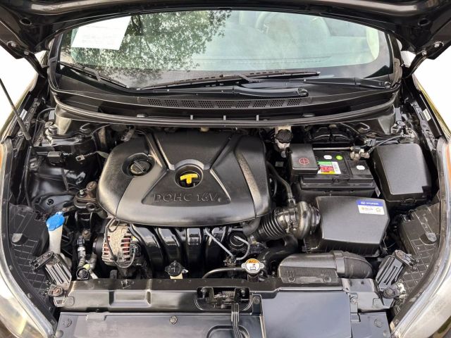 Vehicle image 23 of 24