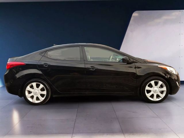 Vehicle image 4 of 24
