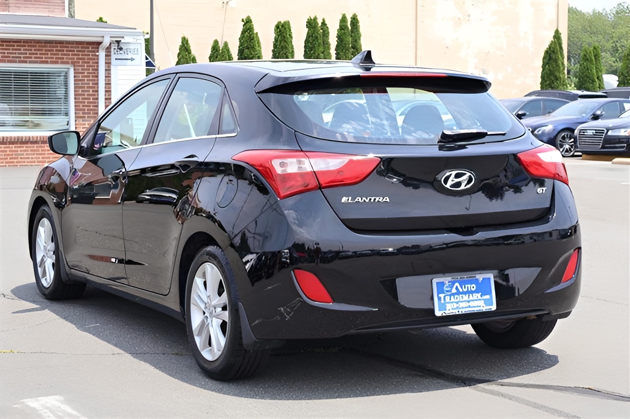 Vehicle image 29 of 30