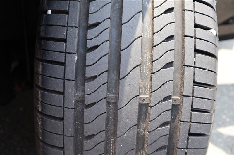 Vehicle image 22 of 30
