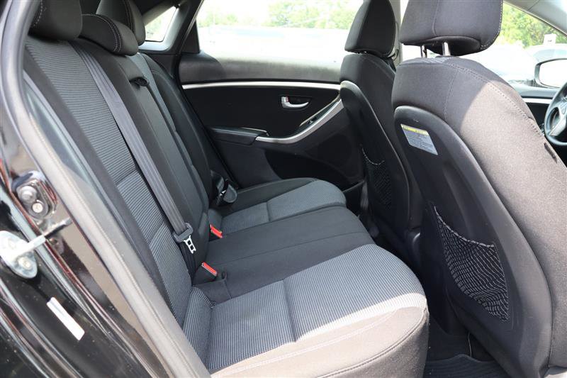 Vehicle image 12 of 30